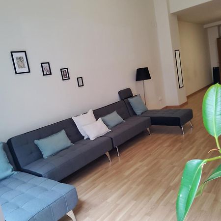 Апартаменты Nice Duplex Барселона Экстерьер фото